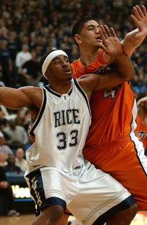 Leyu Sport下载-单节爆发力最强的球员表现分析，球员单节最高分