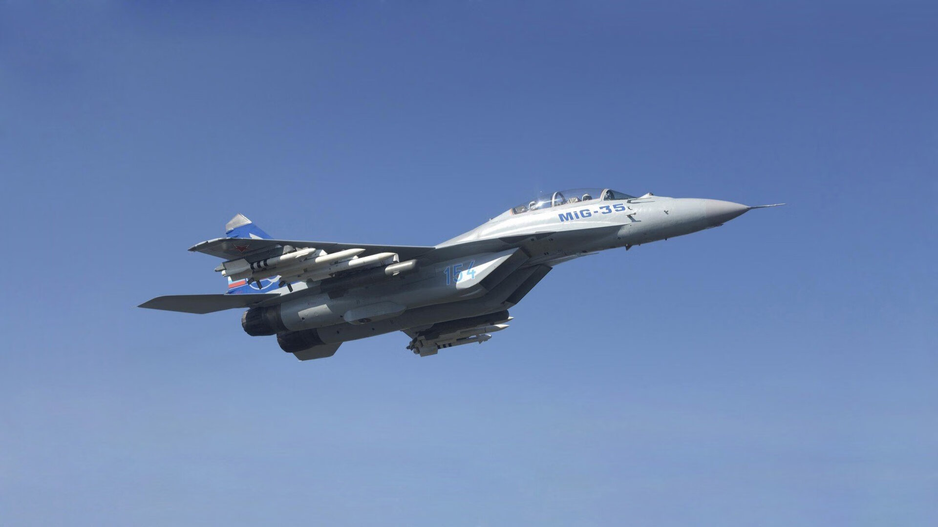 乐鱼体育(中国)官方网站-艾比·德尔福：南非队的防守先锋，完美配合前场进攻，比尔和艾德